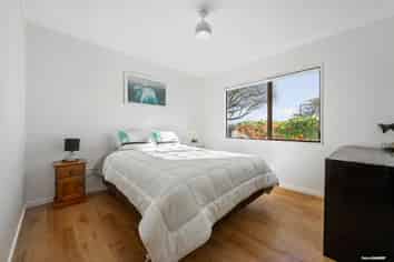 2/77 Brown Road, Manurewa