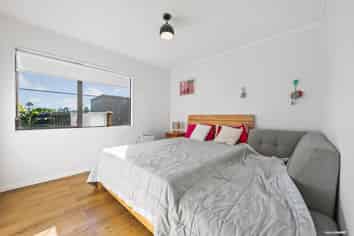 2/77 Brown Road, Manurewa