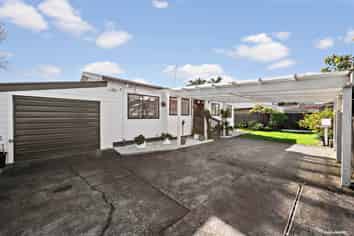 2/77 Brown Road, Manurewa