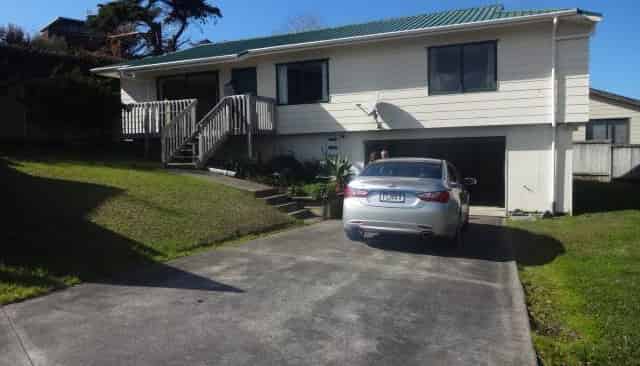 31 Donald Street, Stanmore Bay