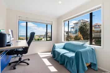 11 Lagoon View Drive, Gulf Harbour
