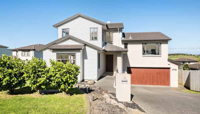 11 Lagoon View Drive, Gulf Harbour