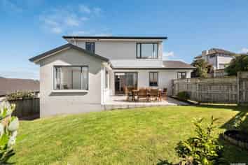 11 Lagoon View Drive, Gulf Harbour