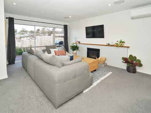 8 Edith Place, Dinsdale