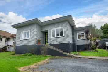 100 Station Road, Kamo