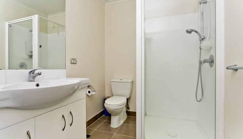 176 Broadway, Newmarket