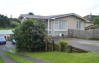 25 Downes Street, Titahi Bay