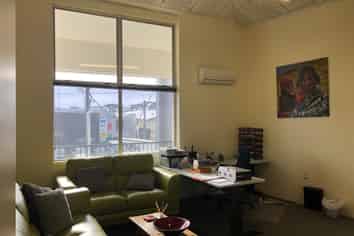 MODERN OFFICE SPACE FOR LEASE