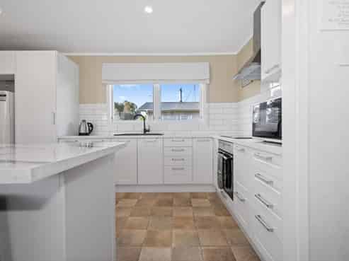 53 Snell Drive, Chartwell