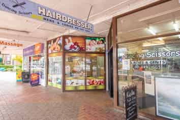 Calling All Barbers And Hairdressers!