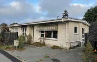 1/7c Curletts Road, Sockburn