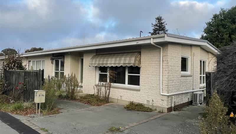 1/7c Curletts Road, Sockburn