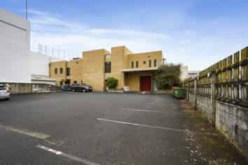 Affordable high-profile retail and office space in Papakura CBD