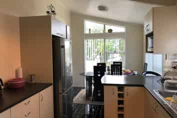 31 Newham Place, Henderson