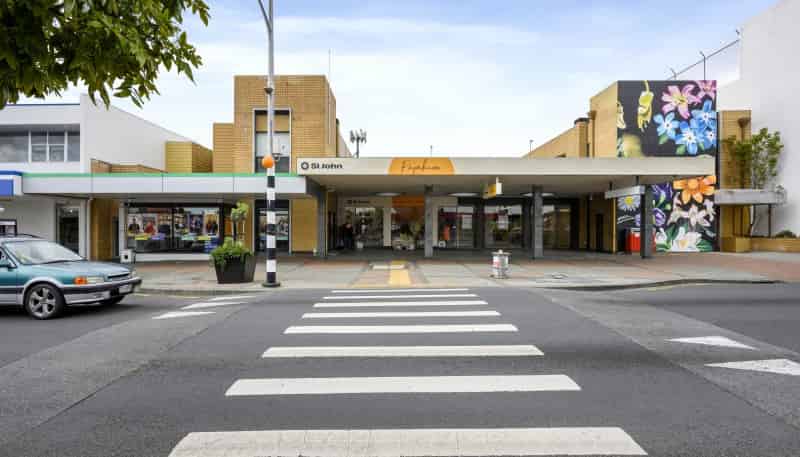 First Floo/138-142 Great South Road, Papakura