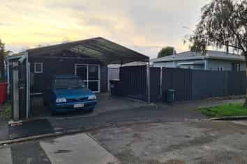 3 Bronte Place, Waltham