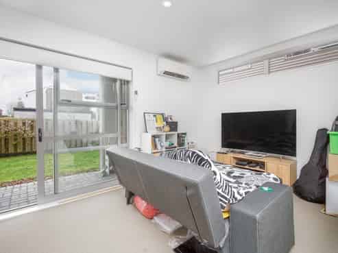 B1/101 Caledonian Road, Saint Albans