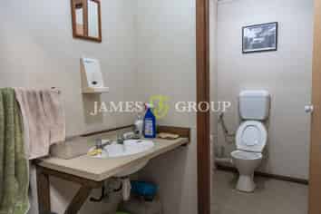 122sqm Industrial Trade Workshop