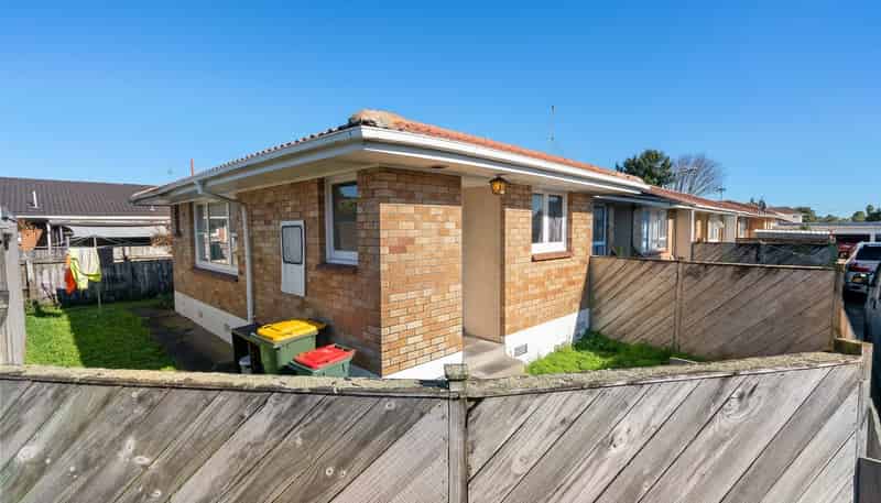 2/2 Overton Road, Papatoetoe