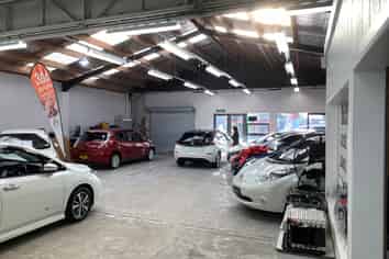 Commercial building for Lease Frankton