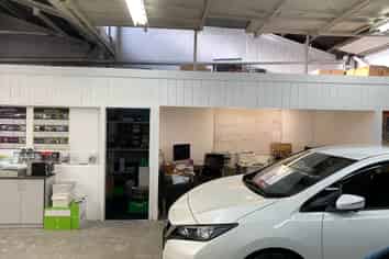 Commercial building for Lease Frankton