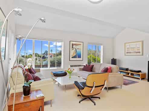 17 Rarangi Road, Saint Heliers