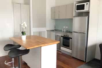 L3/57 Mahuhu Crescent, Auckland Central