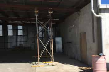 Affordable Office/Showroom, Warehouse/Factory