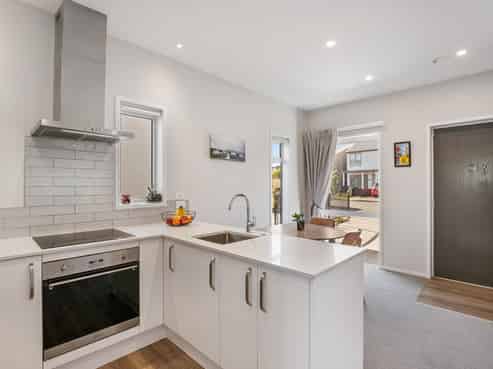 17 Fenchurch Street, Glen Innes