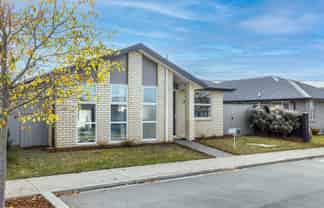 5 Kawari Drive, Pegasus