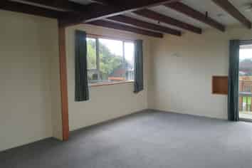 4/196 Kimbolton Road, Feilding