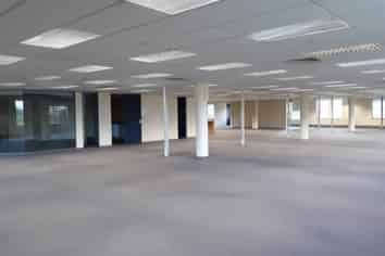 1293m² OFFICE AVAILABLE 2022