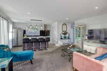 1 Wharuka Glade, Mangawhai