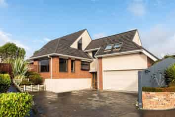 27 Stillwater Avenue, Burwood