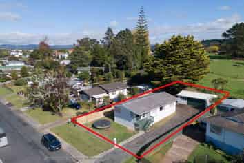 25 Scarlet Drive, Ranui