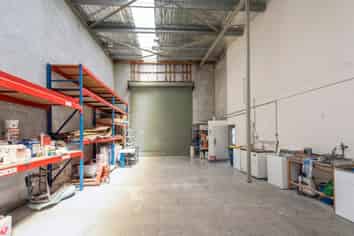 Tidy Albany Live & Work Unit - 186.2 sqm