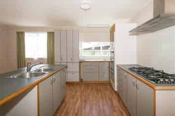 180 Middle Renwick Road, Springlands