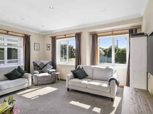 27 Kingston Street, Boulcott