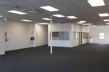 Light and Airy Hamilton East Office