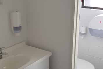 Light and Airy Hamilton East Office