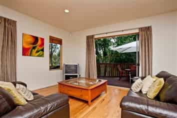 190B East Coast Rd, Castor Bay