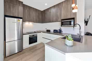 6/36 Gloucester Road, Manurewa