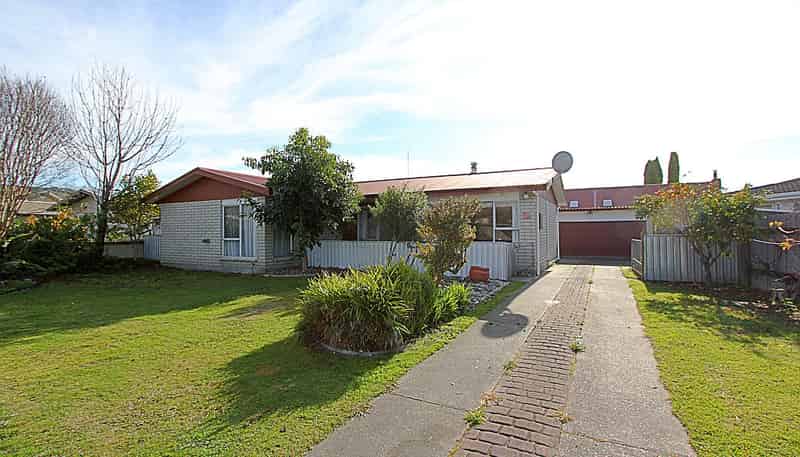 4 Gilmour Place, Taradale