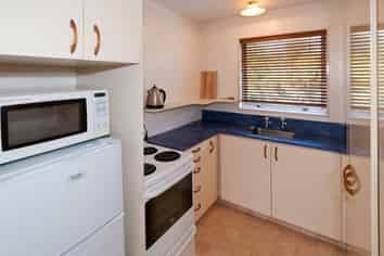 6/17 Geraldine Street, Edgeware