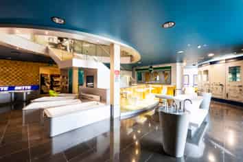 Prime Location and High Exposure