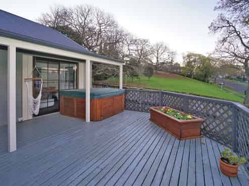 40 Exeter Street, Glenview