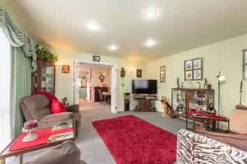 4/12 Raukawa Street, Stokes Valley