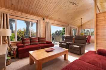 6 Te Koari Drive, Brookfield