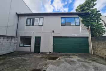 Economic Mount Eden Road