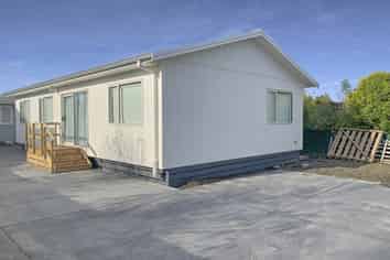 605a Queen Street West, Saint Leonards